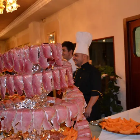 Hotel Forum-3