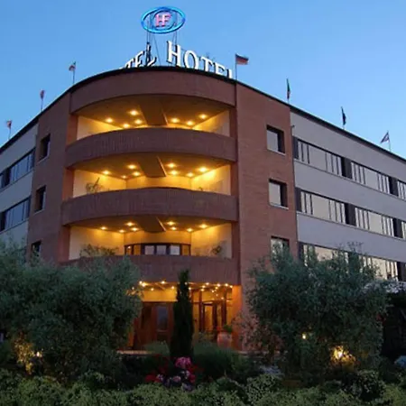 Hotel Forum-2